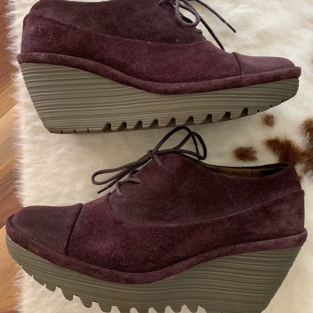 Fly London Purple Suede Wedge Oxfords with Green Platform - Picture 7 of 8